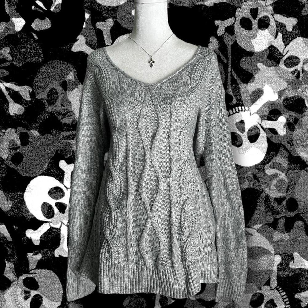 daily wear cable knit light heather grey knit sweater